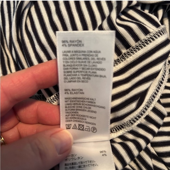 Tommy Bahama sleeveless dress with black and white stripes size S - Picture 7 of 9